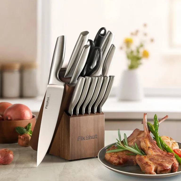 How do you choose the best kitchen knife?