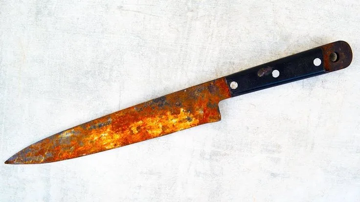 Knife Rust Removal